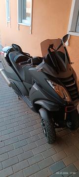 Peugeot Metropolis  - PEUGEOT METROPOLIS