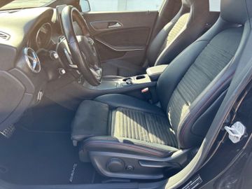 Mercedes CLA 200 Shooting Brake - 7