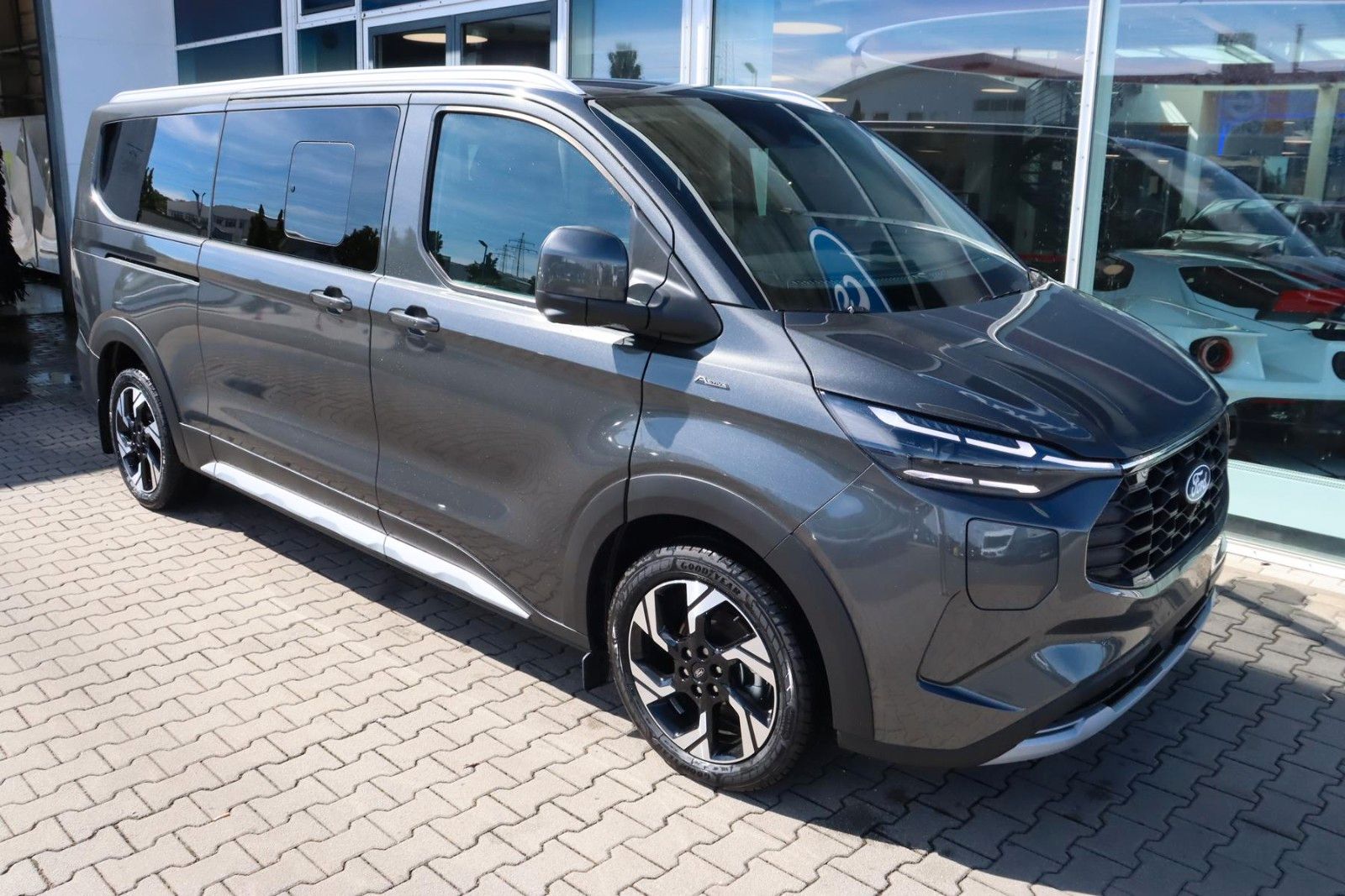 Ford Tourneo Custom Active PHEV 340/L2 0,0 % FIN*AHK imagem 2