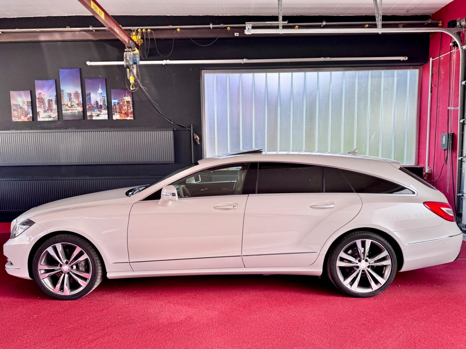 MERCEDES-BENZ CLS 350 CDI SHOOTING BRAKE 4MATIC 265ch - AIRMATIC - TOIT OUVRANT - CUIR - ATTELAGE