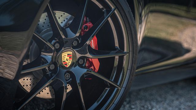 Fahrzeugabbildung Porsche 991 Carrera Coupé/Deutsch/SportAGA/PZ-SH