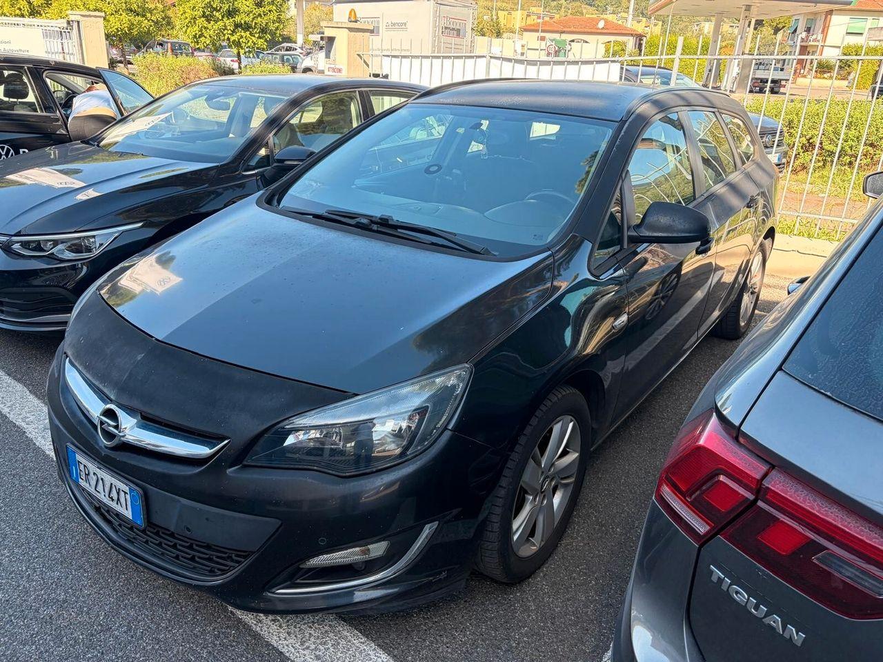 Opel Astra, 2013
