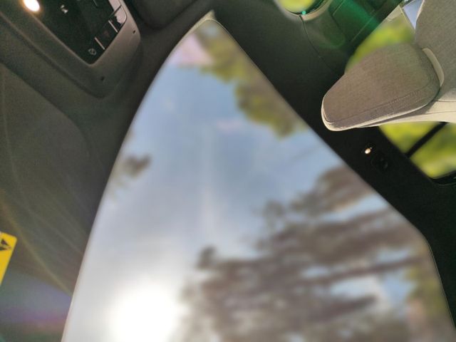 VOLVO EX30 (Bild 21 von Array)