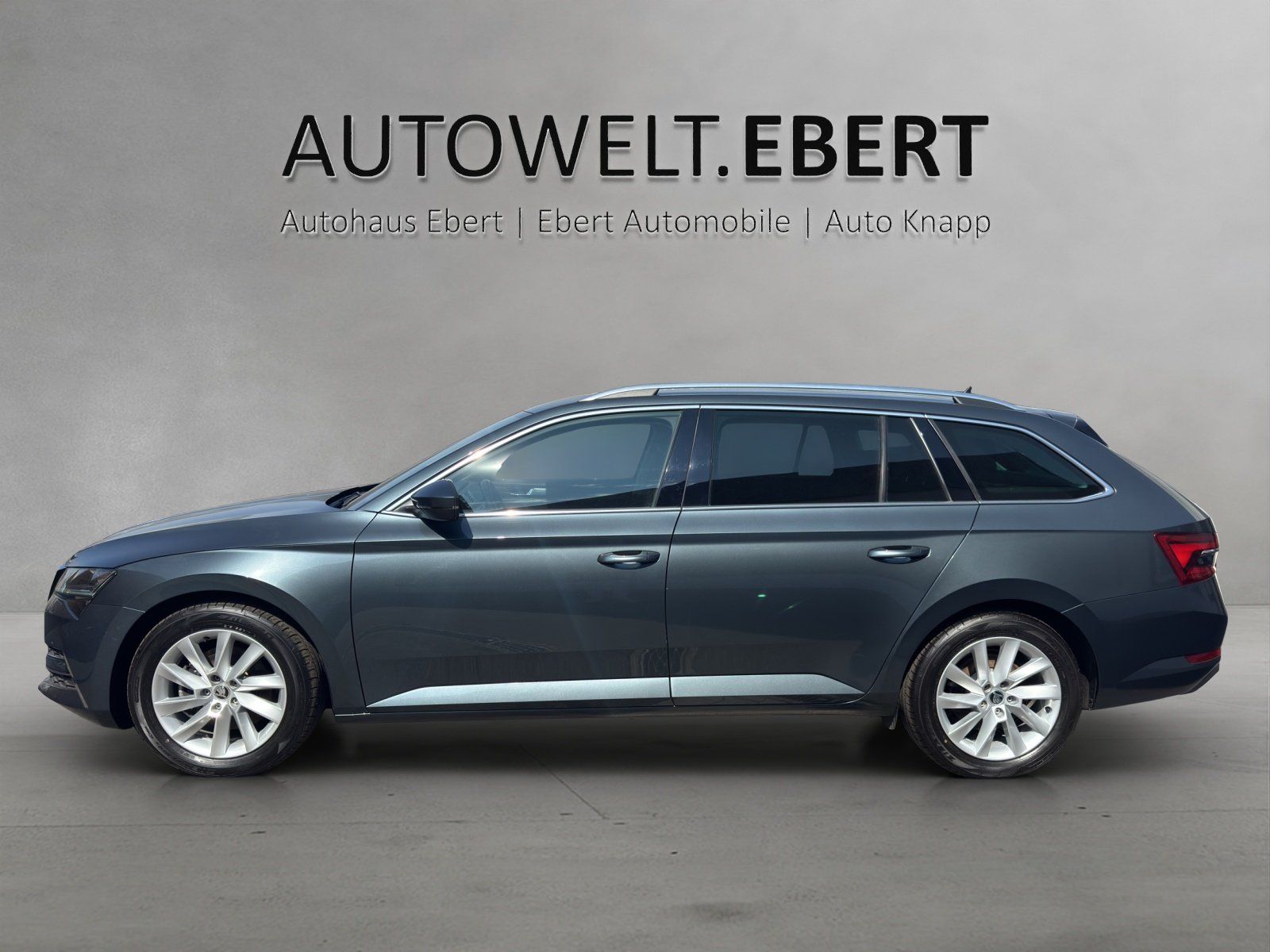 Fahrzeugabbildung SKODA Superb Combi 1.4 TSI Style iV/KAMERA/VIRTUAL/ACC