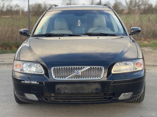 Volvo V70 2.4d Kombi D5 Momentum 185PS Klima Navi PDC