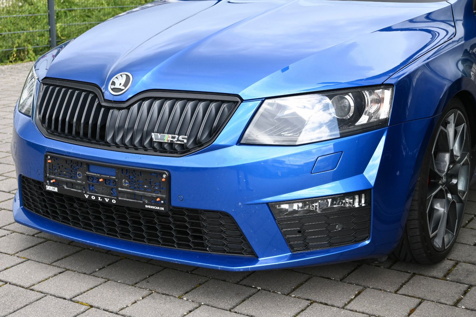 Fahrzeugabbildung SKODA Octavia 2.0 TDI Green tec DSG RS Combi °AHK°STHZ
