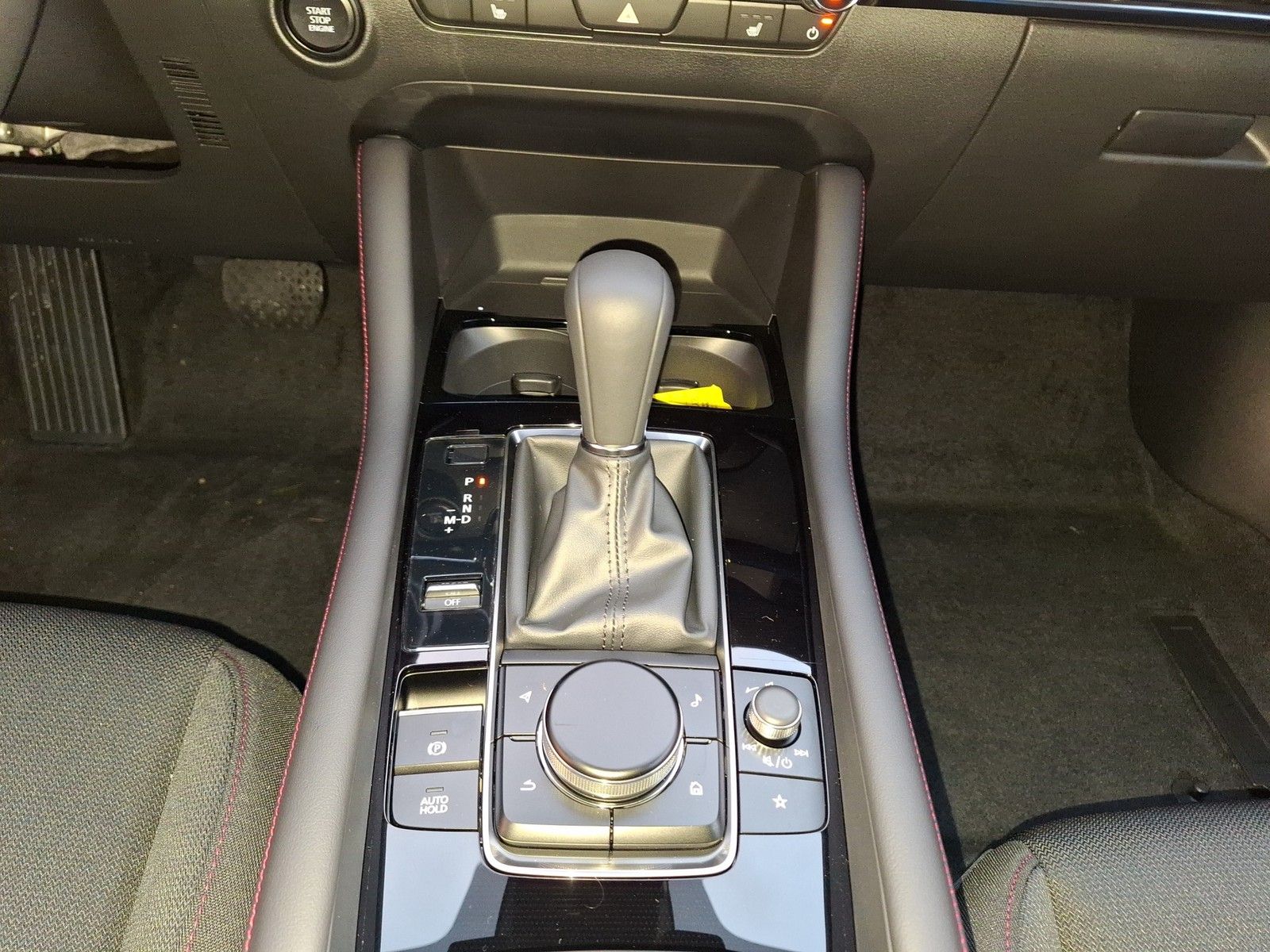 MAZDA 3 2.5 e-SKYACTIV G 140PS 6AT Homura - Image 14