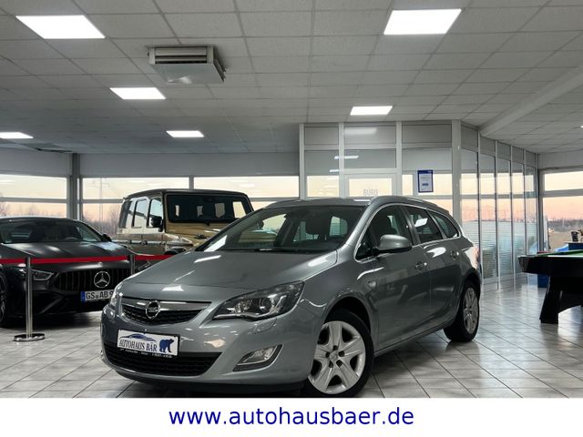 Opel Astra J Sports Tourer Innovation*BI-XENON*SITZHE