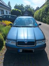 Skoda Oktavia CZ, Bastlerfahrzeug - Skoda Octavia aus 2005: Kombi