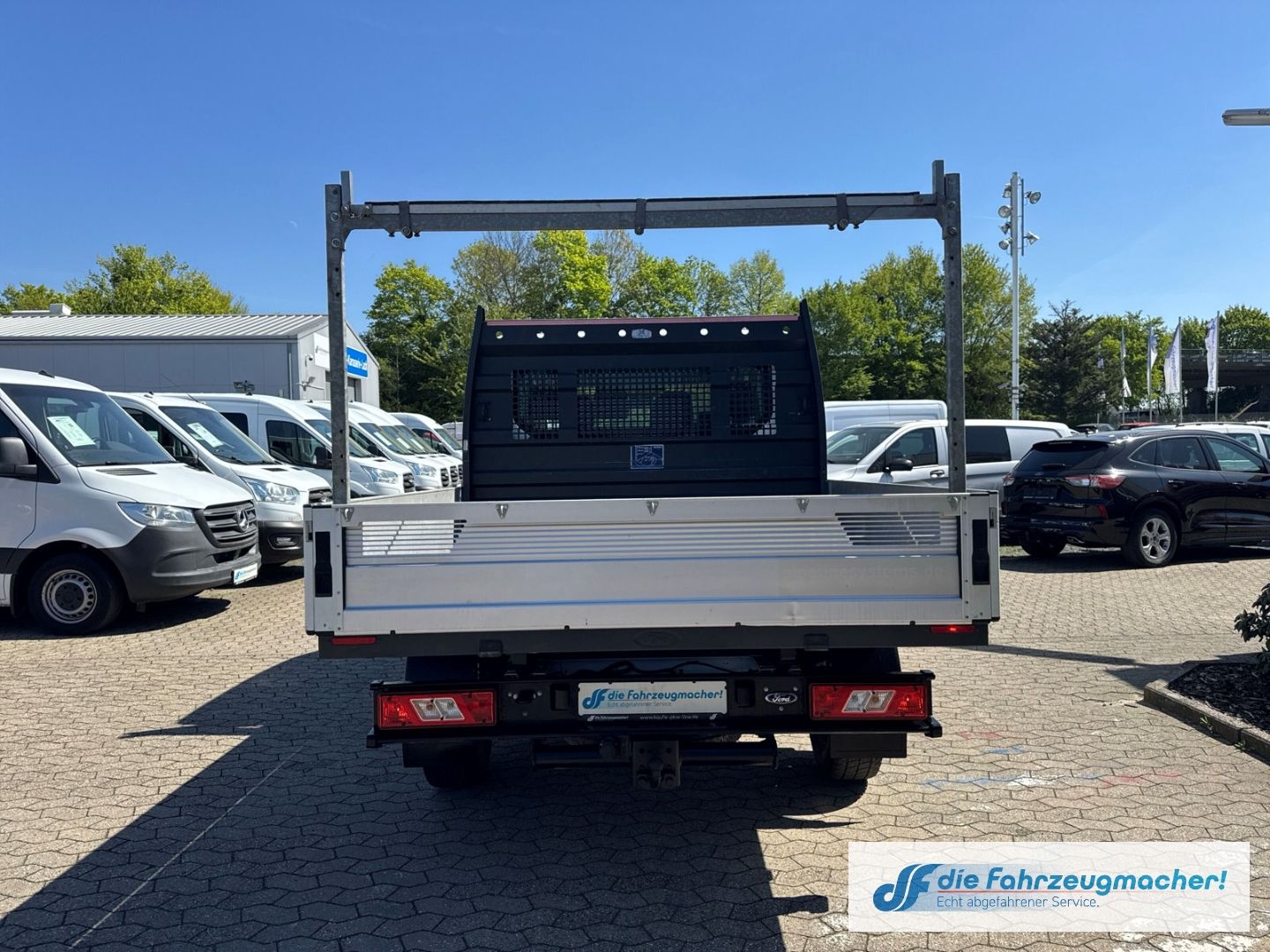 Fahrzeugabbildung Ford Transit Pritsche 4X4 350 Allrad DOKA Trend AHK D