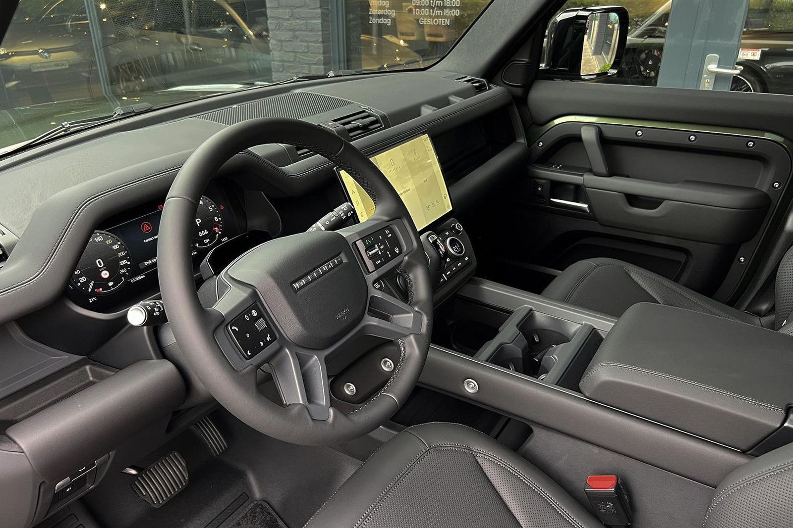 Land Rover Defender 110 P300e X-Dynamic I URBAN Widetrack imagem 3