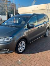 Volkswagen VW SHARAN 2,0TDI 7 SITZER XENON AUTOMATIC - Volkswagen Sharan in Halle