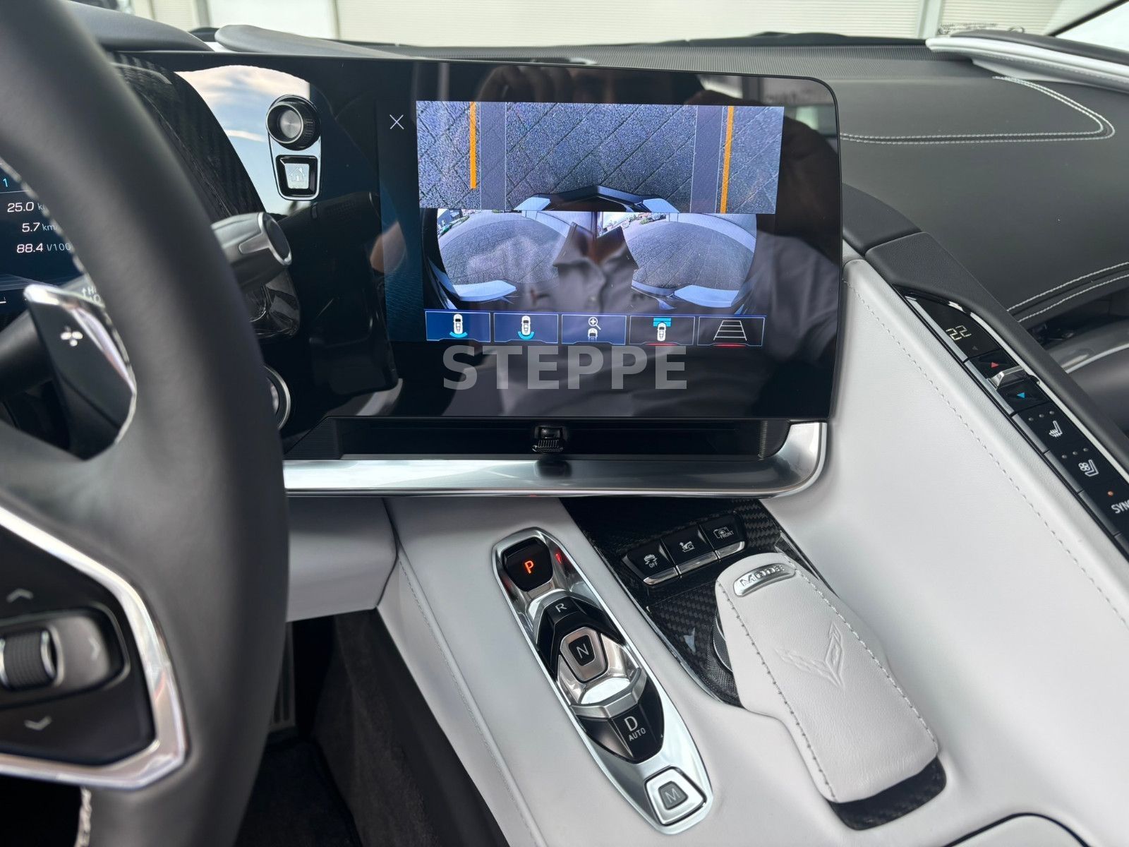 Corvette C8 Stingray Convertible 3LT Europamodell STEPPE