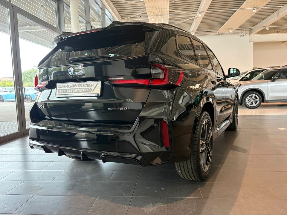 BMW X1 sDrive20i Steptronic M Sportpaket AHK foto 5