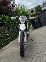 Beta RR 125 LC 4T Enduro - BETA ENDURO RR 125
