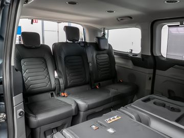 Ford Tourneo Custom 320 L1 Titanium AWD Standheizung