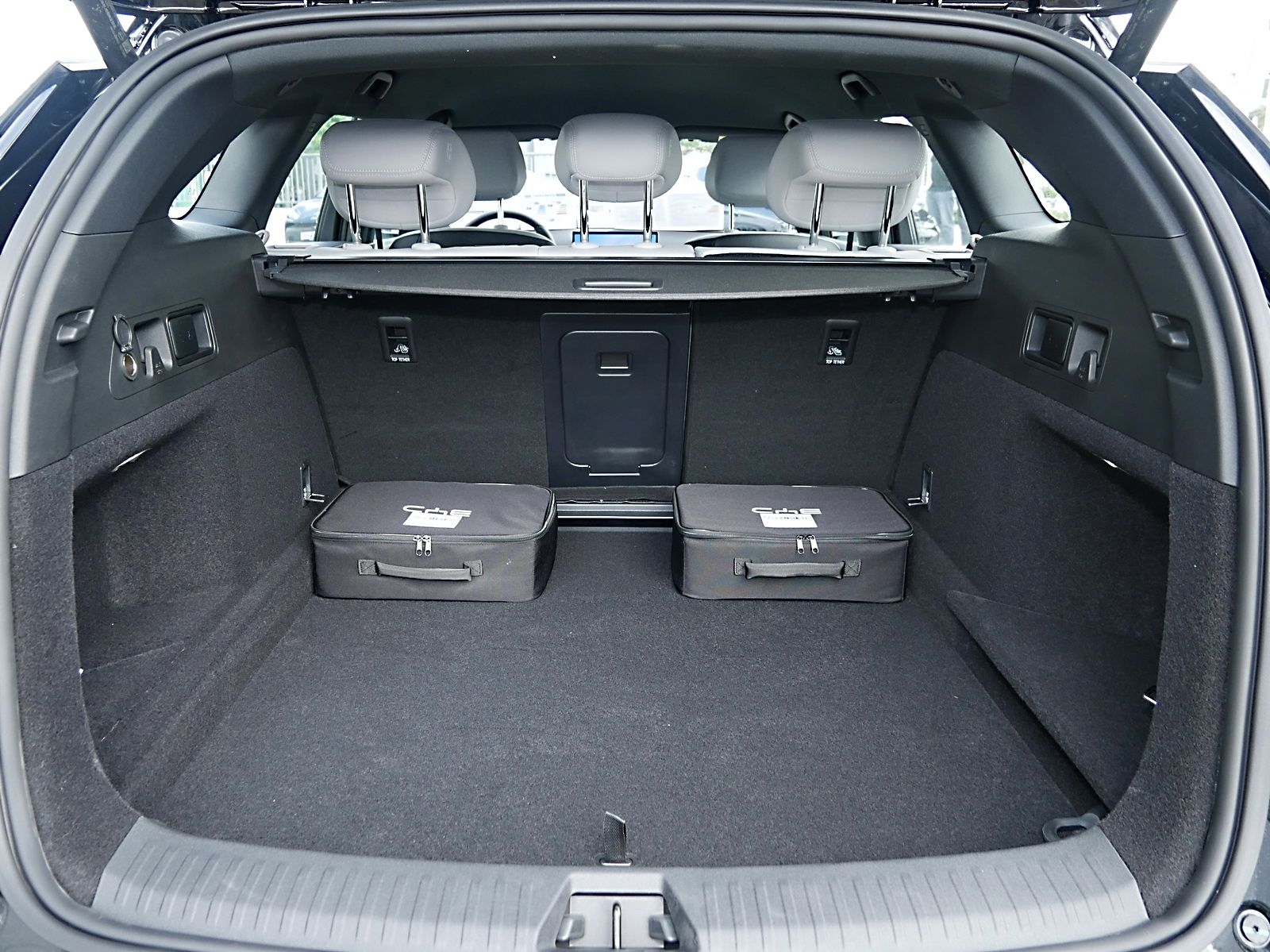 BYD SEAL 6