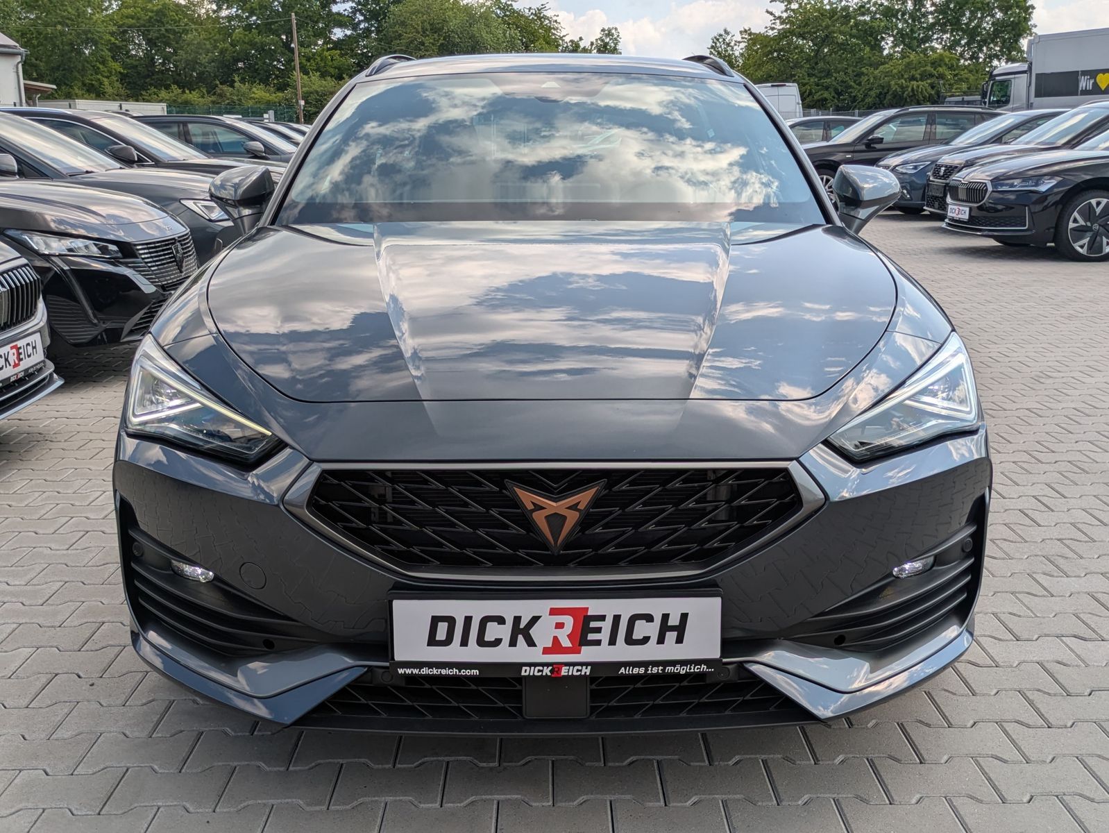 Fahrzeugabbildung CUPRA Leon 1.5 eTSI DSG MATRIX-LED*ACC*APP*KAMERA*18"