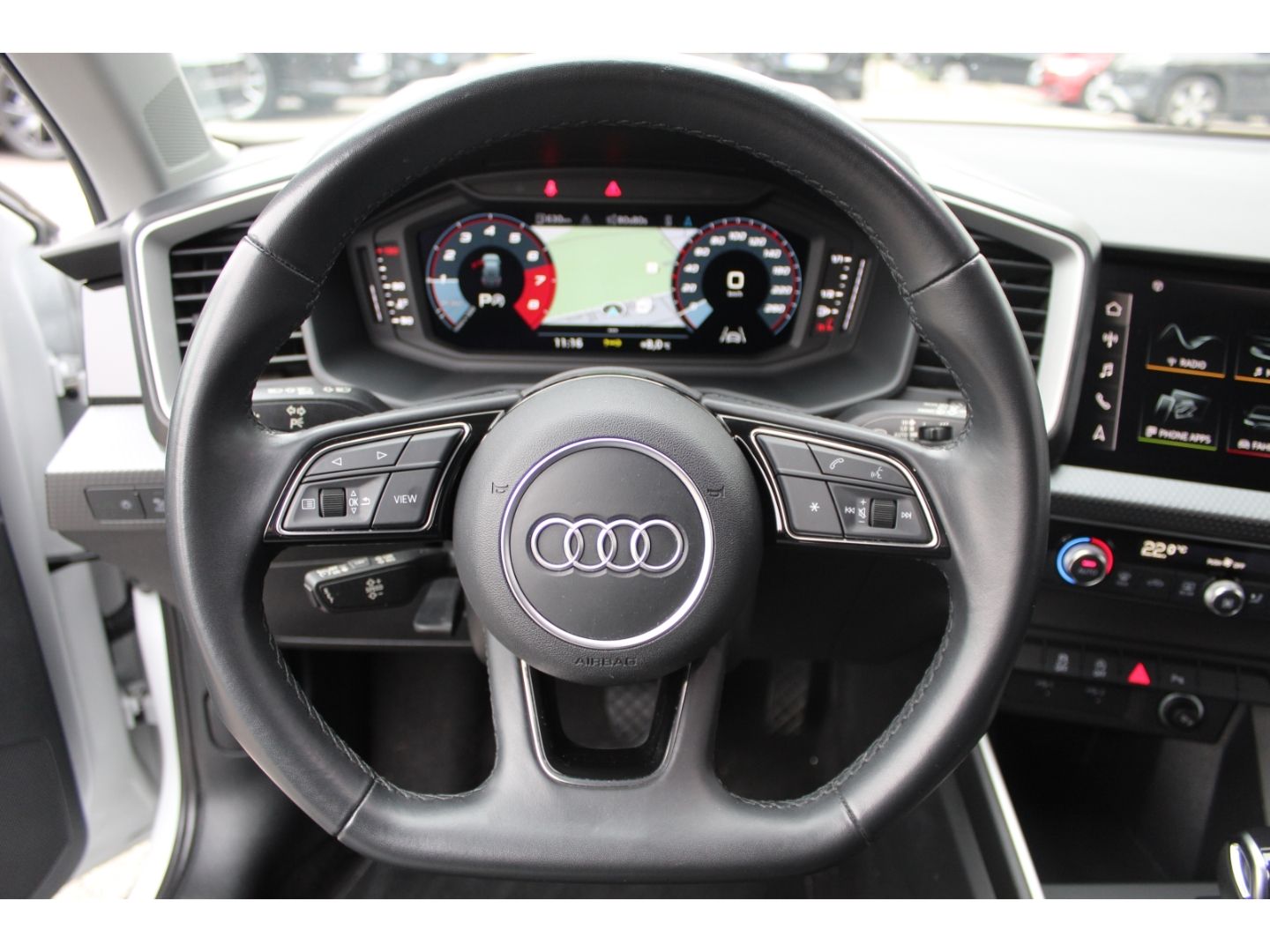 A1 city/allstreet 30TFSI Str LED*APP*Navi+Kamera