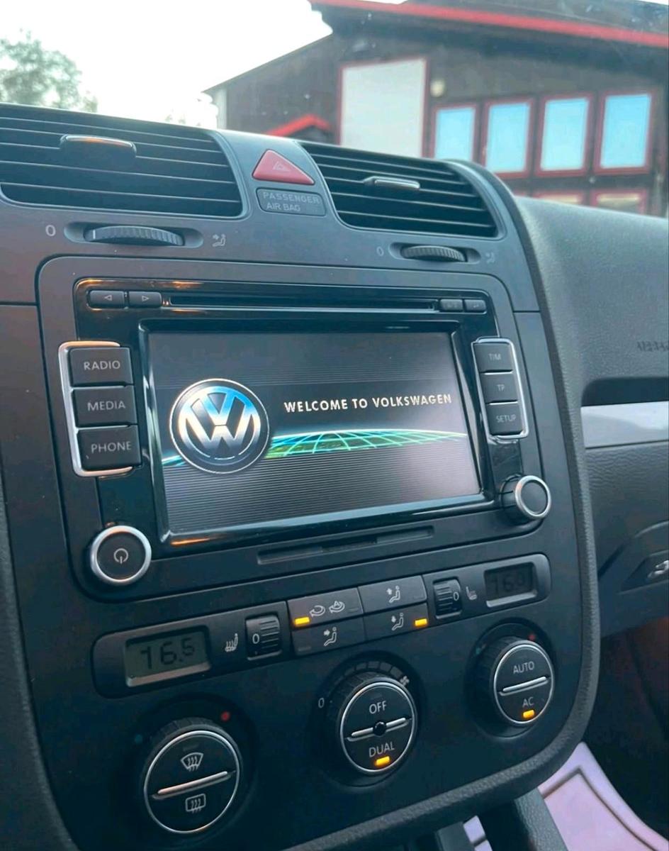 Volkswagen Golf 2010 — photo 5