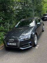 Audi A4 2.0 TDI 110kW S line Avant S line  vr. Cocpit