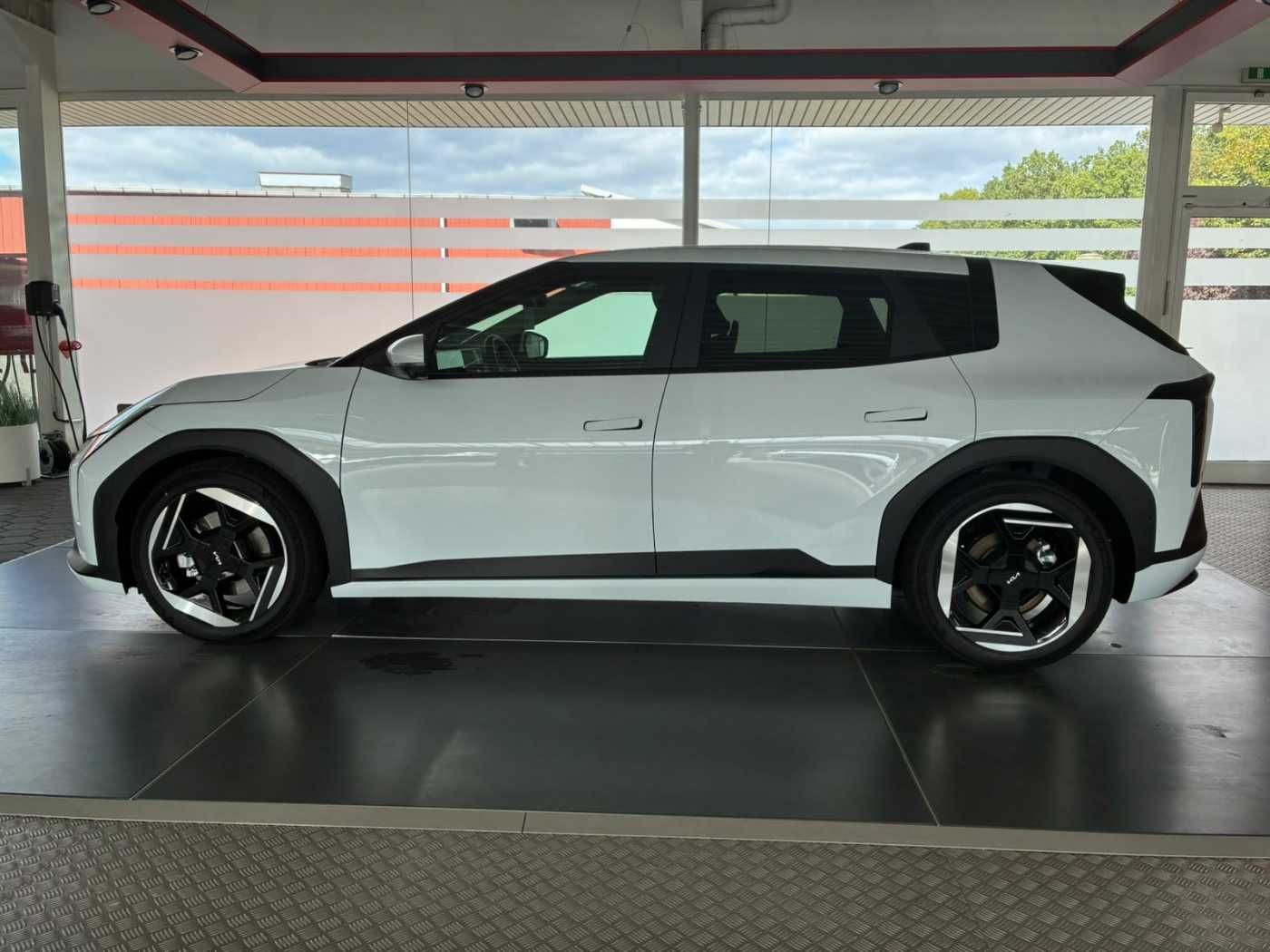 Kia EV4 81 FWD EARTH UP TE WIC DWP DE imagem 2