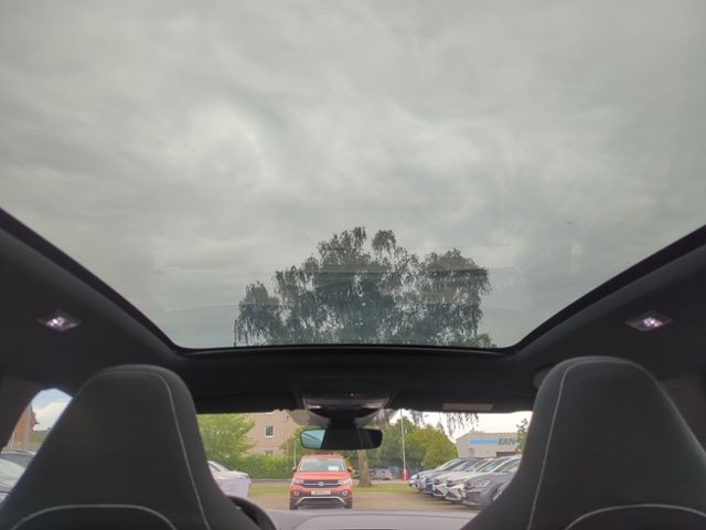 Fahrzeugabbildung SKODA Scala 1.5 TSI DSG Monte Carlo NAV TRAVELLER KOMF