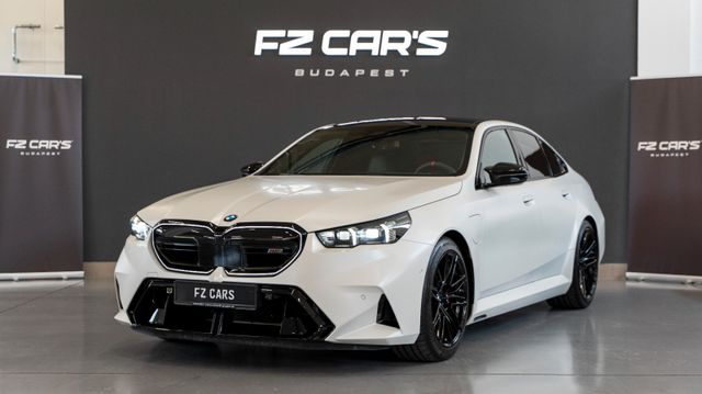 BMW M5 Plug-In Hybrid xDrive A