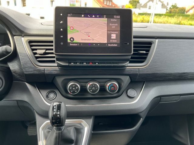Fahrzeugabbildung Nissan Primastar Kombi dCi 170 L2H1 3,0t Tekna Automati