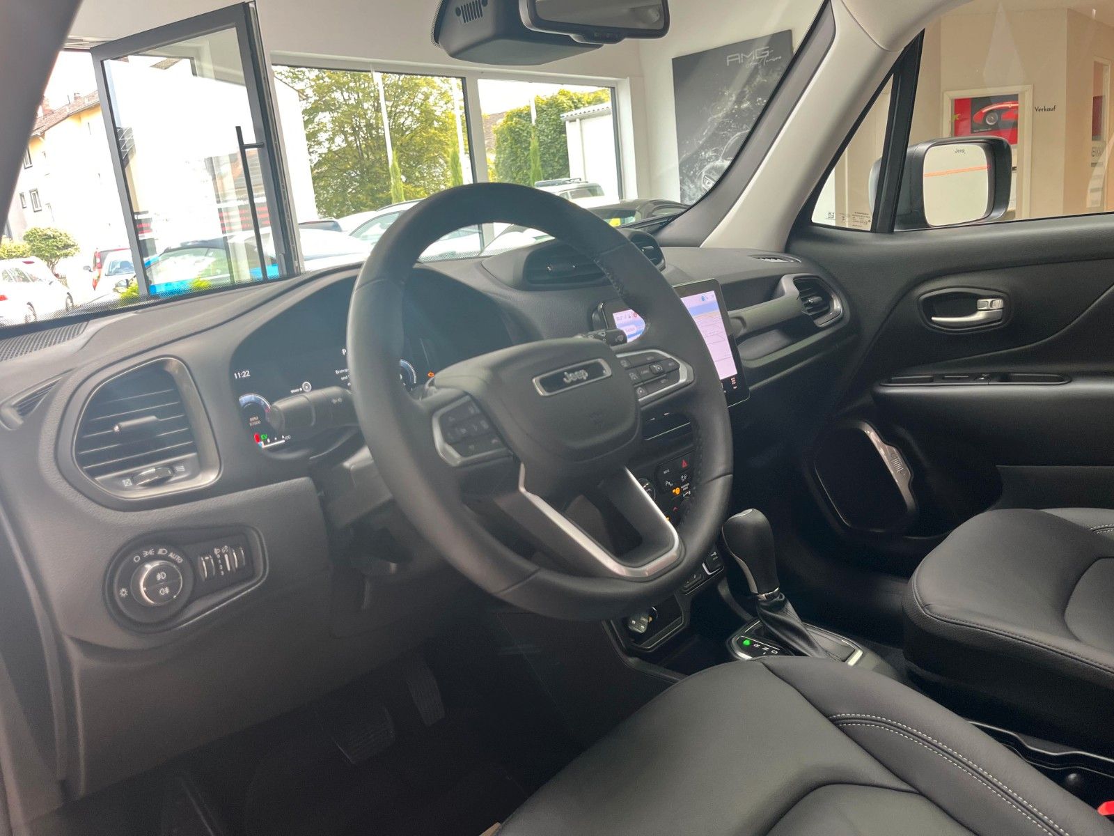 Fahrzeugabbildung Jeep Renegade 1.5 Mild-Hybrid FWD Summit*Pano*Leder