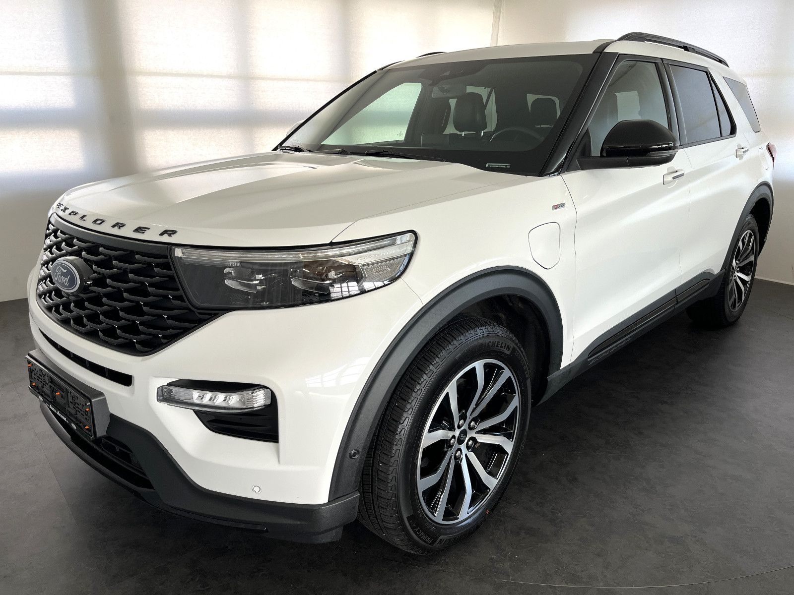Ford Explorer 3,0 l EcoBoost PHEV 4x4 ST Plug-in