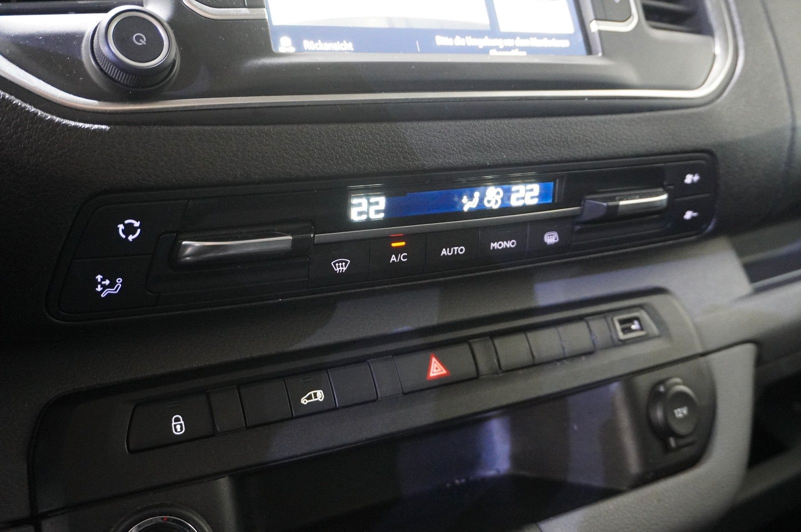 Fahrzeugabbildung Opel Vivaro Kasten M 1.5D EDIT WÜRTH NAVI/KAMERA/TEMP