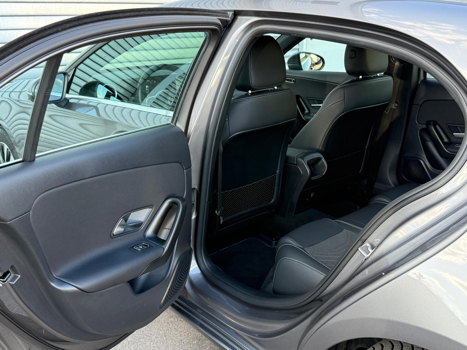 Mercedes-Benz A-Class d Advanced Aut LED SHZ Navi Kamera T-Leder, миниатюра 19