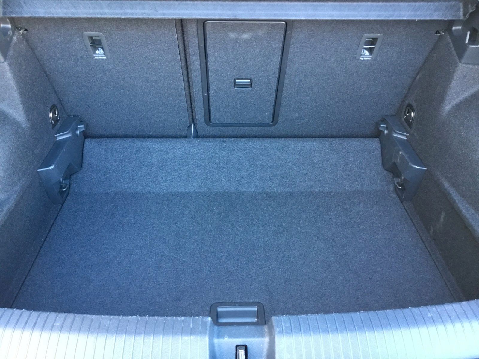 Fahrzeugabbildung Volkswagen T-Roc 1.5 TSI DSG Style+ACC+MatrixLED+Kessy+Navi