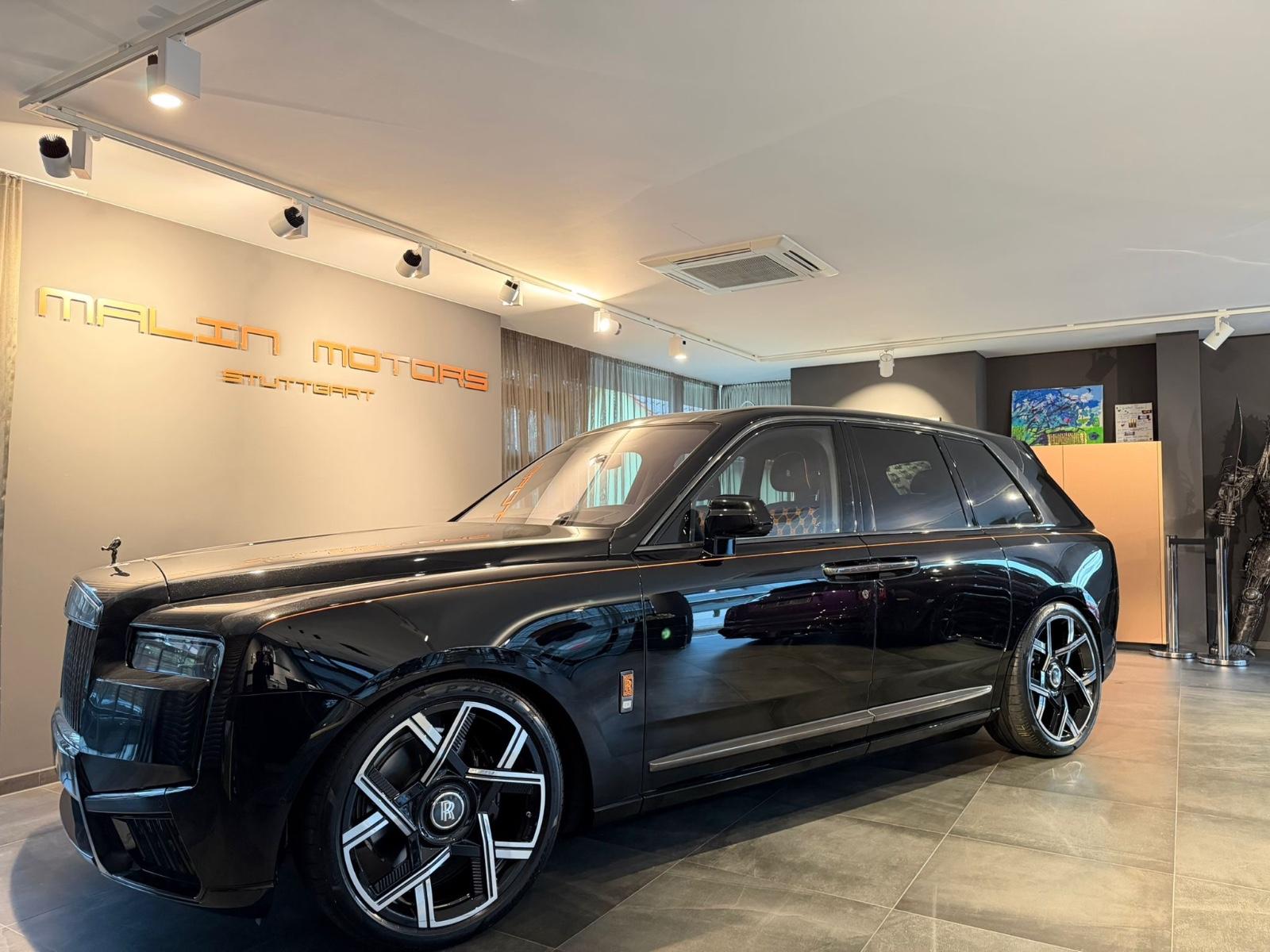 Rolls-Royce Cullinan II /STARLIGHT/23"BLACK BADGE/BESPOKE/
