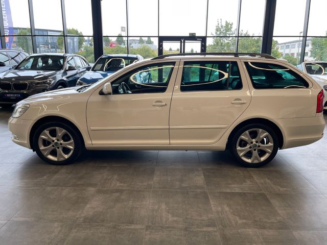 Skoda Octavia Combi Elegance DSG *NAVI*XENON*PDC*