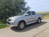 Toyota Hilux Pickup - Toyota Hilux von privat