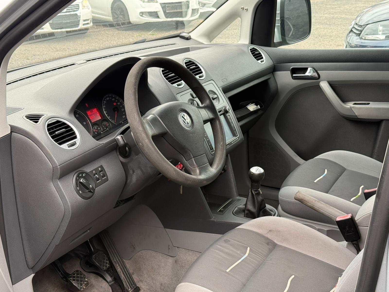 Volkswagen Caddy Life Family*TÜV NEU*1.9TDI*5SITZER