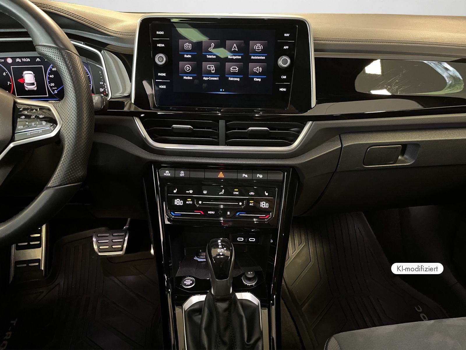 Volkswagen T-Roc - Bild 12