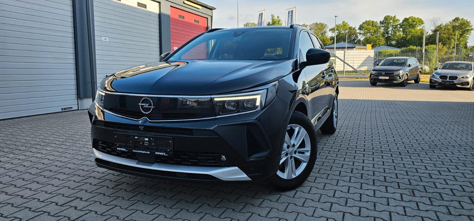 Opel Grandland Ultimate RKamera360 Keyless Alcantara