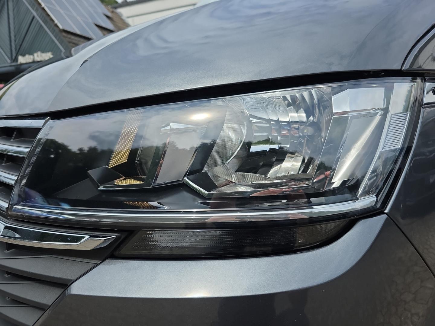 Volkswagen T6.1 Caravelle Comfortline 2.0 TDI Navi AHK