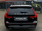 Volvo V60 Recharge T6 Plus Dark PANO|19"|360°|LED|H&K| - Volvo V60: Schwarz