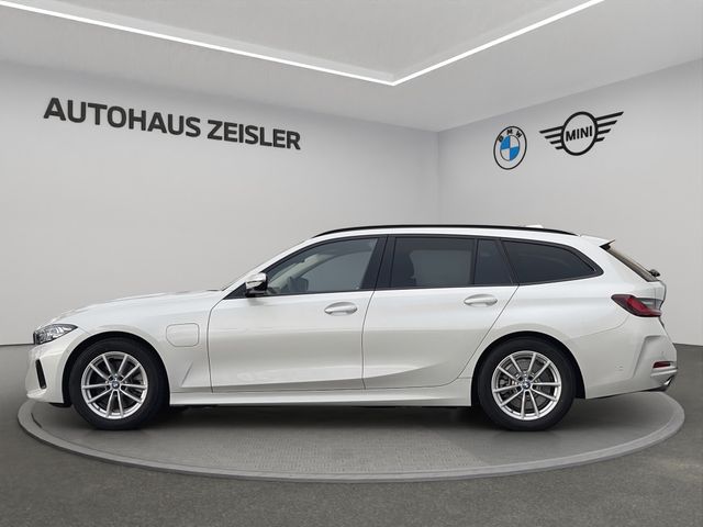 Foto Nummer 4: BMW 330e