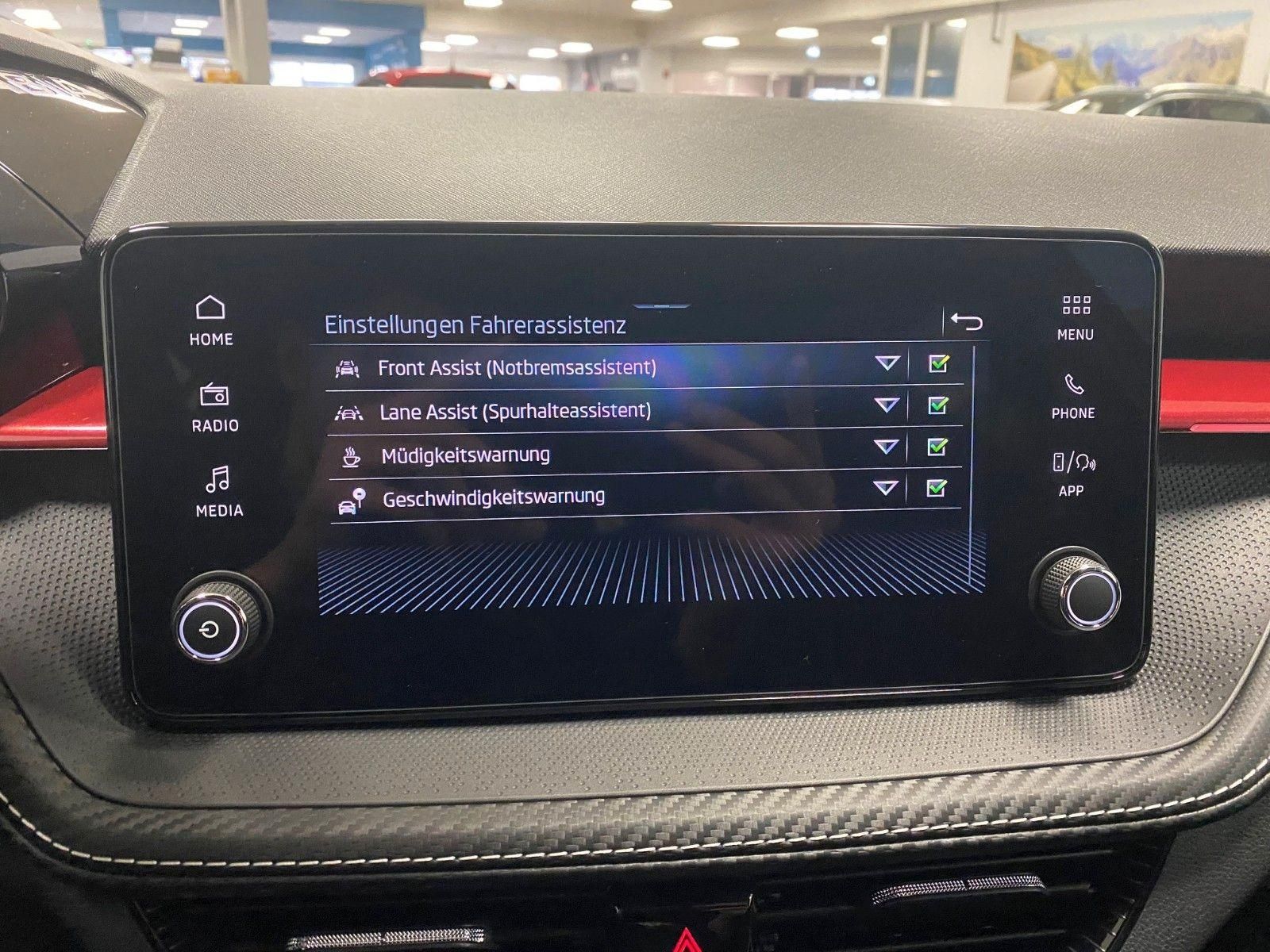 Fahrzeugabbildung SKODA Fabia 1.0 TSI DSG Monte Carlo+KAMERA+Android+ALU