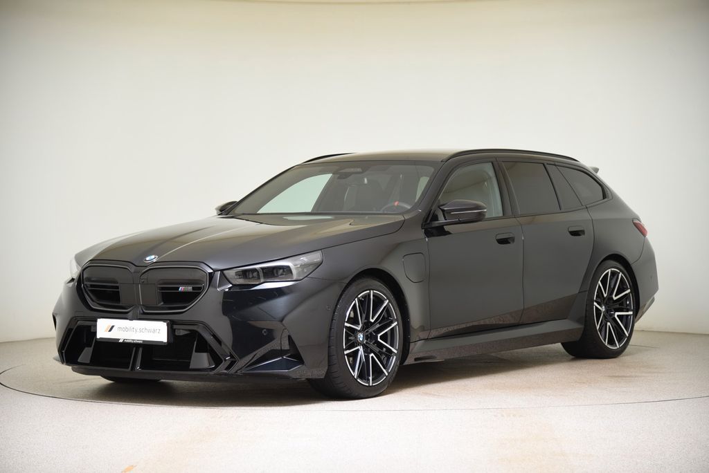 Image of BMW M5