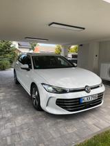 Volkswagen Passat 2.0 TDI SCR DSG Elegance Elegance - Volkswagen Passat mit Diesel-Antrieb: Weiß, Alcantara