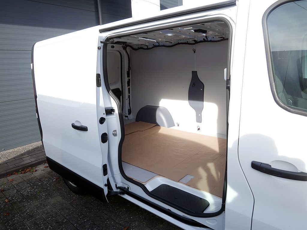 Fahrzeugabbildung Renault Trafic Komfort L2H1 Blue dCi 130 KAMERA AHK LED