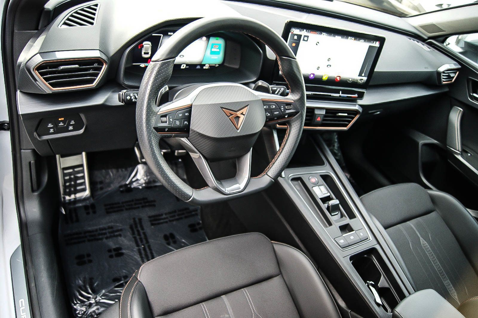 Fahrzeugabbildung CUPRA Leon Sportstourer e-HYBRID VIRTUAL ACC XL 1HAND