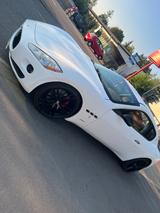 Maserati Granturismo 4.2 V8 Automatik - - Maserati Granturismo in Stuttgart