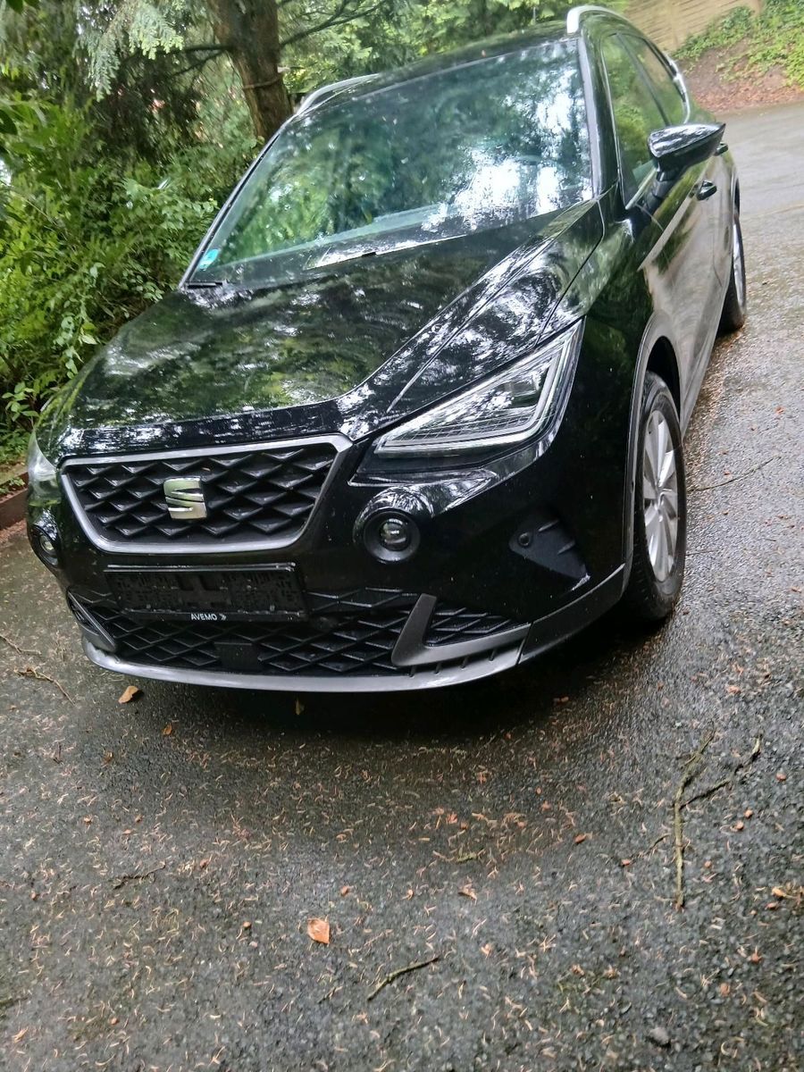 SEAT Seat Arona schwarz